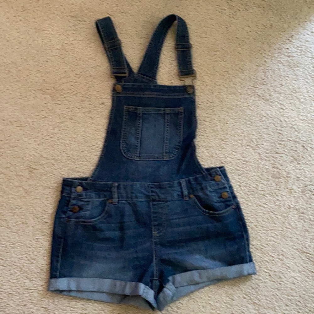 overall shorts